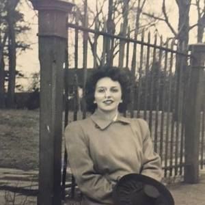 Meet your Posher, Lois